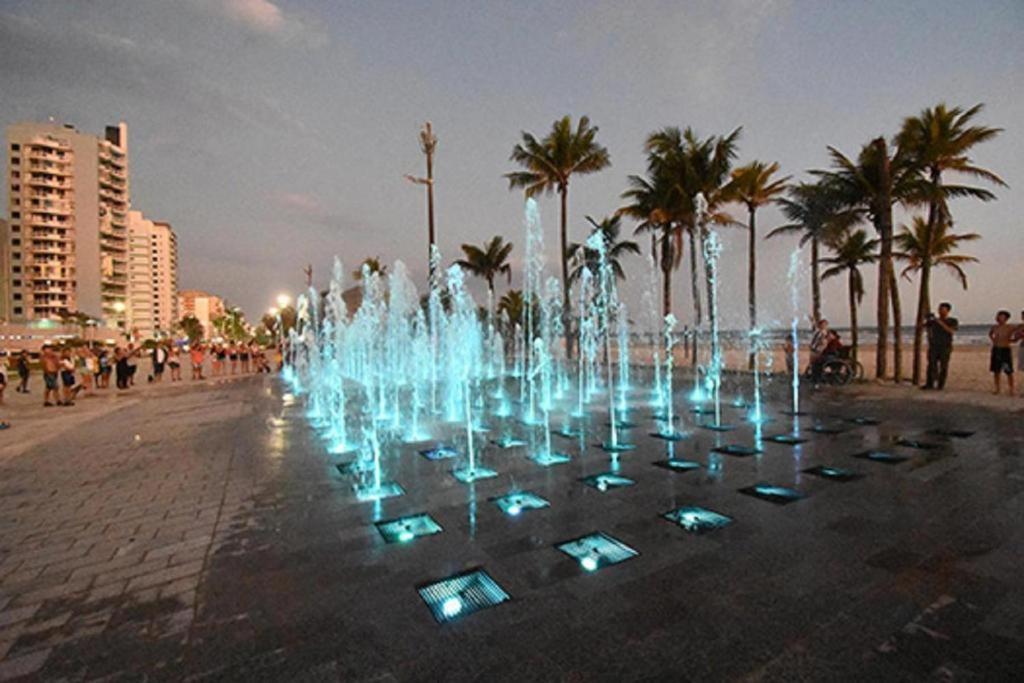Hospedagem Primeira Quadra Da Praia Praia Grande  Buitenkant foto